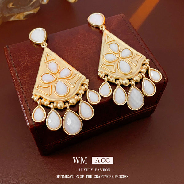 Luxurious Triangle Droplet Geometric Alloy Electroplating Earrings