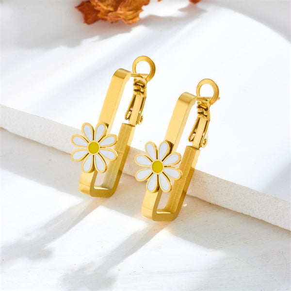 Fashion Little Daisy Flower Titanium Steel Electroplating Earrings