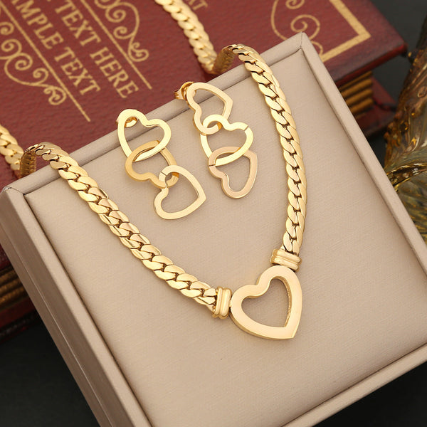 Fashion Heart Stainless Steel Electroplating Necklaces