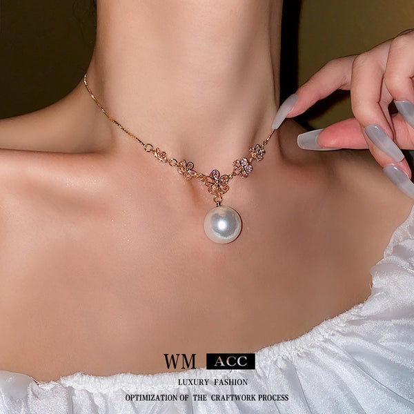 Luxurious Flower Geometric Artificial Pearl Electroplating Necklaces