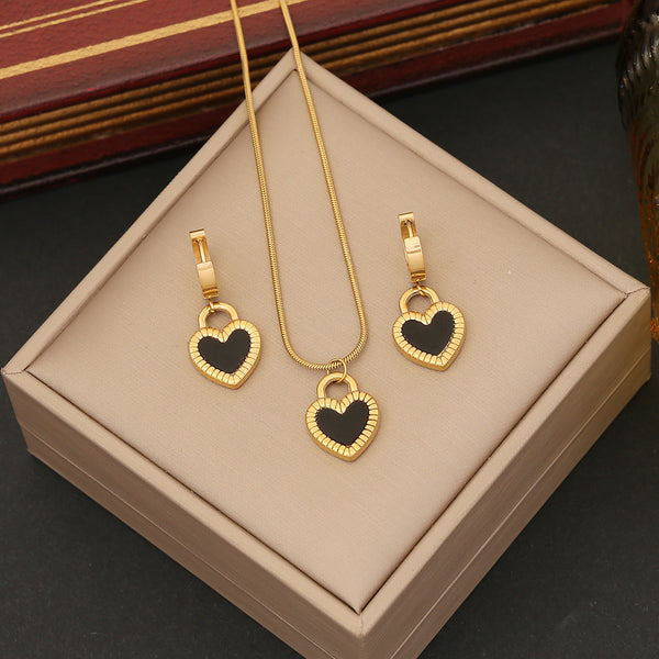 Fashion Heart Stainless Steel Electroplating Necklaces