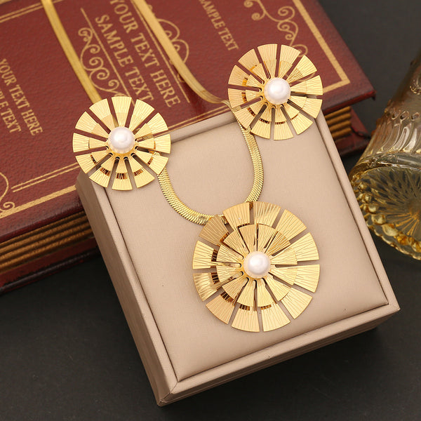 Expressive Round Geometric Stainless Steel Electroplating Necklaces