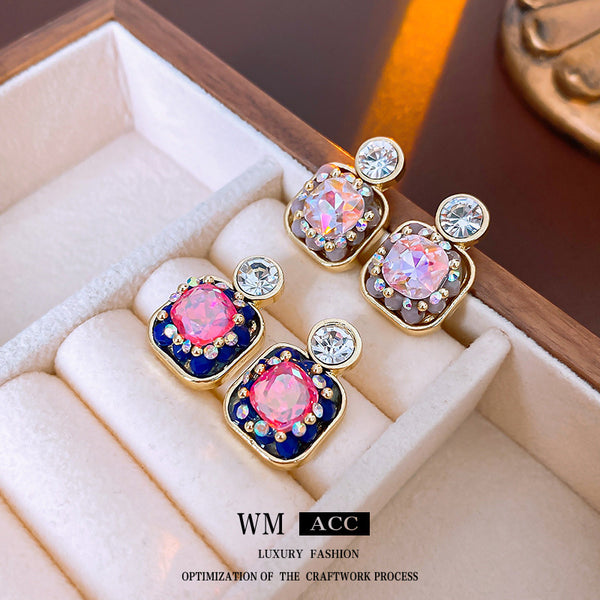 Luxurious Quadrilateral Geometric Alloy Electroplating Earrings