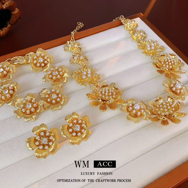 Women Luxurious Flower Plant Artificial Pearl Electroplating Jewelry Sets