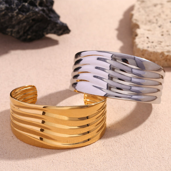 Fashion Circle Stainless Steel 18K Gold Plated Bangles