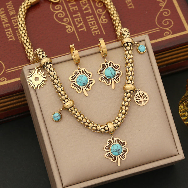 Expressive Flower Stainless Steel Electroplating Necklaces