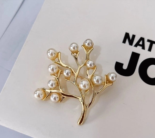 Pin Tree Alloy Plating Women's Brooches