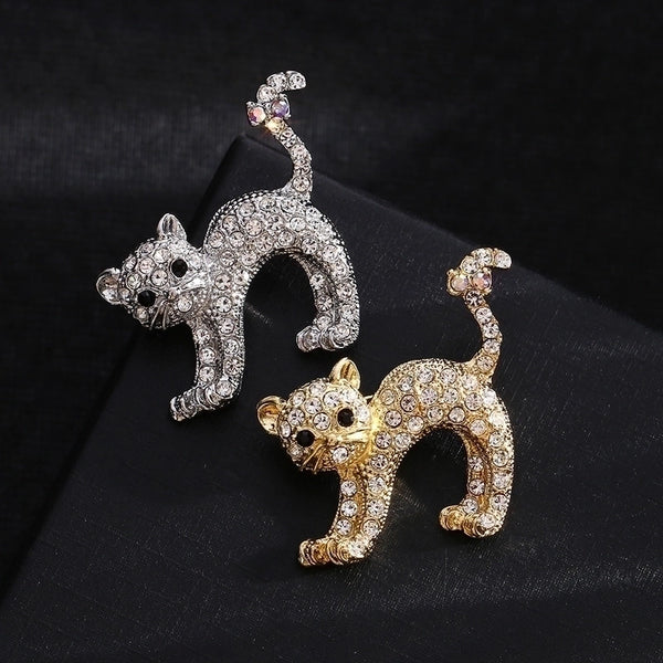 Retro Pin Cat Alloy Unisex Brooches