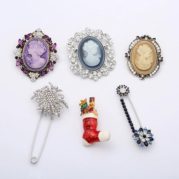 Retro Pin Portrait Alloy Rhinestone Enamel Women'S Brooches