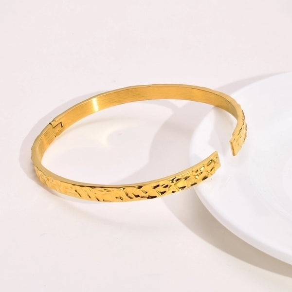 Retro Solid Color 304 Stainless Steel Gold Plated Bangle In Bulk