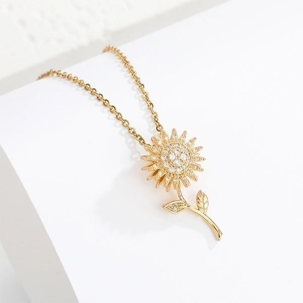 Simple Style Flower Copper Zircon Pendant Necklace In Bulk