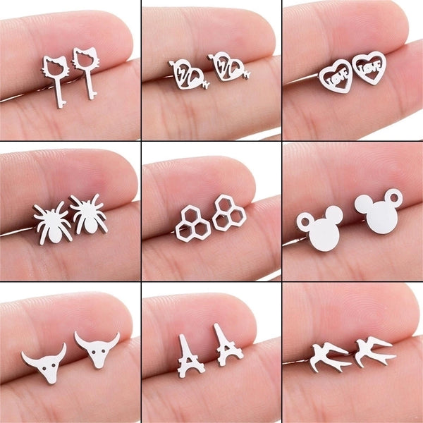 Simple Style Heart Shape Spider Stainless Steel Plating Hollow Out Ear Studs 1 Pair