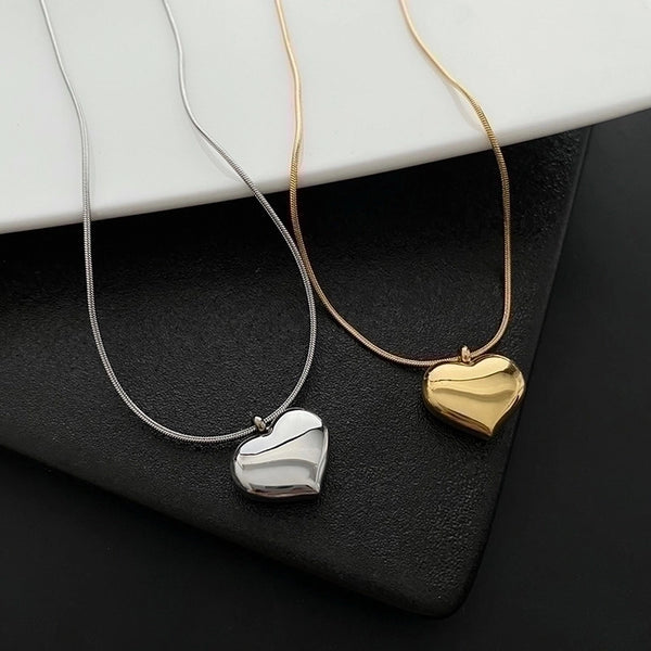 Stainless Steel Minimalist Heart Shape Pendant Necklace