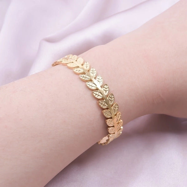 Minimalist Leaves Solid Color 304 Stainless Steel 18K Gold Plated Cuff Bracelets Bangle In Bulk