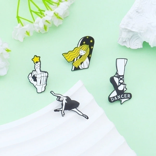 Simple Style Pin Cartoon Character Zinc Alloy Stoving Varnish Unisex Brooches