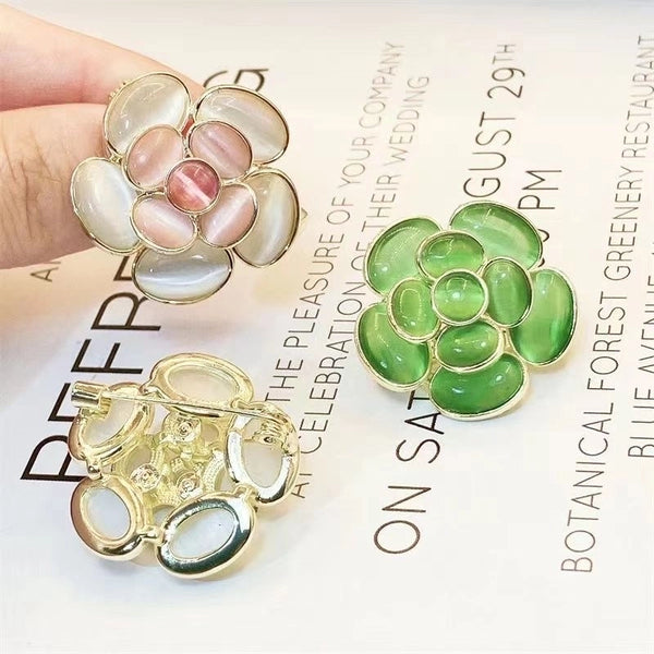 Simple Style Pin Flower Alloy Plating Inlay Artificial Gemstones Women's Brooches