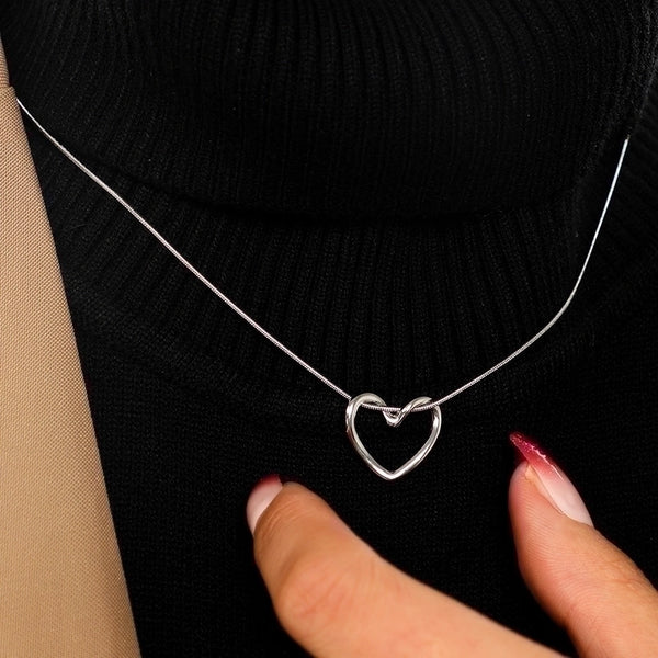 Simple Style Shiny Heart Shape Stainless Steel Polishing Plating 18k Gold Plated Pendant Necklace