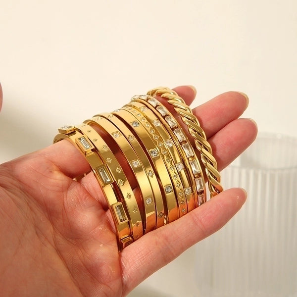 Minimalist Shiny Solid Color 316L Stainless Steel  18K Gold Plated Zircon Bangle In Bulk