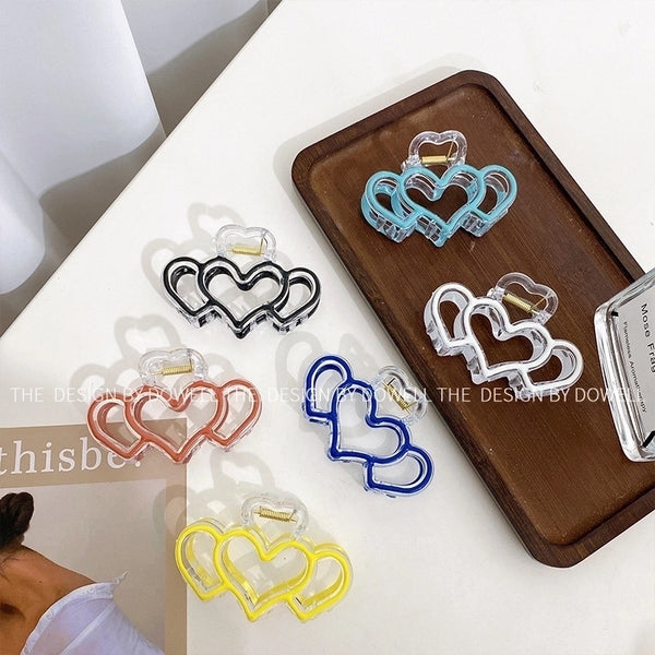 Sweet Heart Shape Plastic Resin Hair Claws 1 Piece