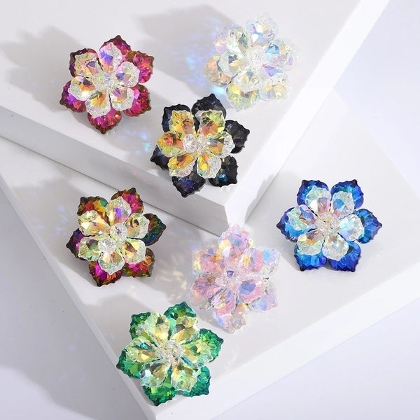 Sweet Pin Flower Alloy Inlay Artificial Crystal Women's Brooches