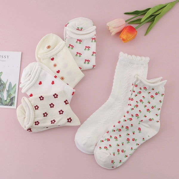 Sweet Women's Heart Cotton Crew Socks A Pair