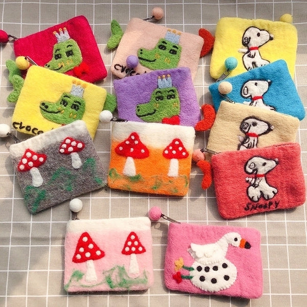 Unisex Animal Cartoon Wool Felt Zipper Wallets