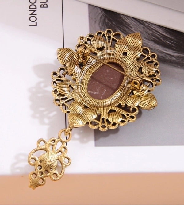 Vintage Style Simple Style Human Alloy Resin Inlay Rhinestones Women's Brooches 1 Piece