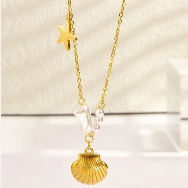 Casual Minimalist Shell Fish Tail 304 Stainless Steel 18K Gold Plated Pearl Pendant Necklace