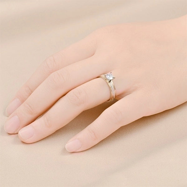 Elegant Modern Style Round Titanium Steel Artificial Diamond 18K Gold Plated Inlay Rings