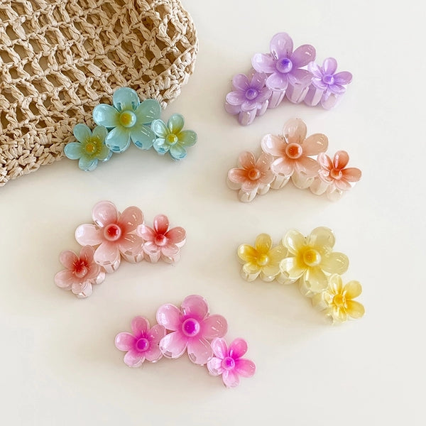 Women's Basic Flower Plastic Hair Claws