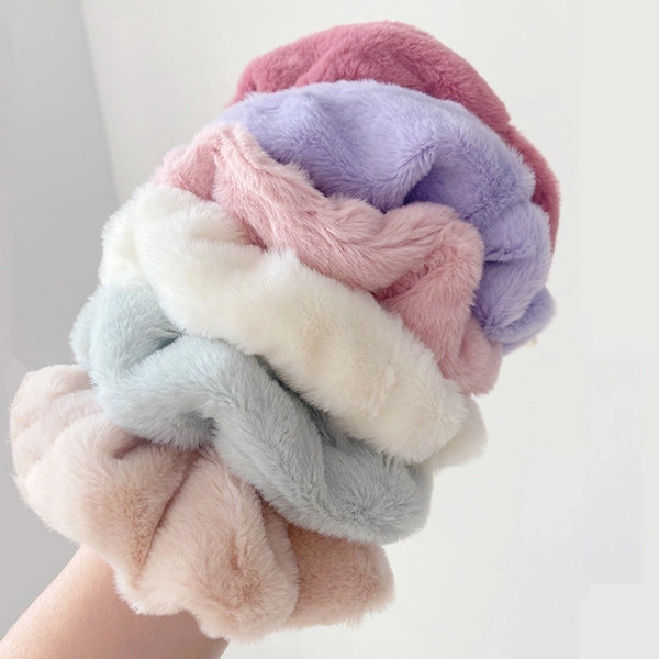 Women's Casual Simple Style Solid Color Plush Hair Tie