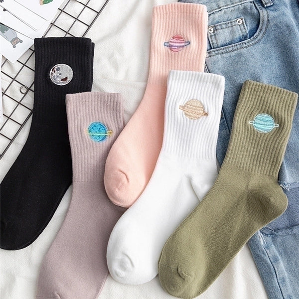 Women's Casual Solid Color Cotton Crew Socks A Pair