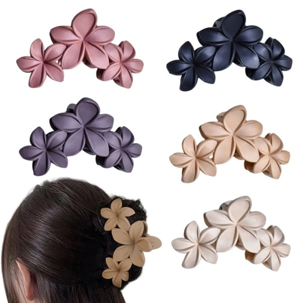 Women's Cute Flower Plastic Resin Hair Claws