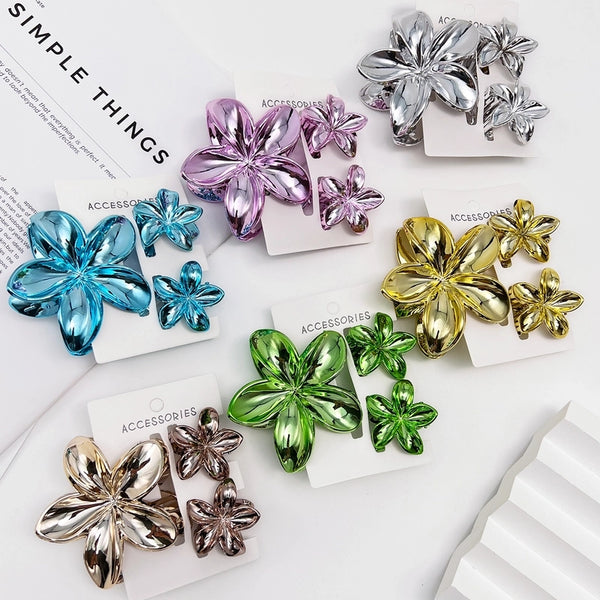 Women's Elegant Simple Style Flower Plastic Hair Claws