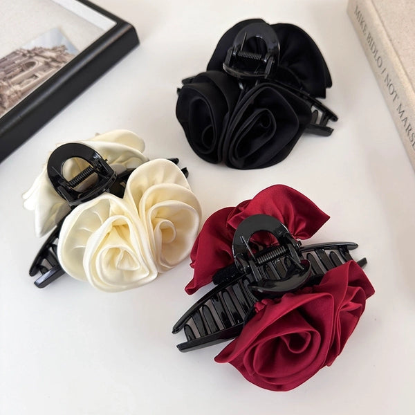 Women's Elegant Vacation Romantic Flower Arylic Cloth Hair Claws