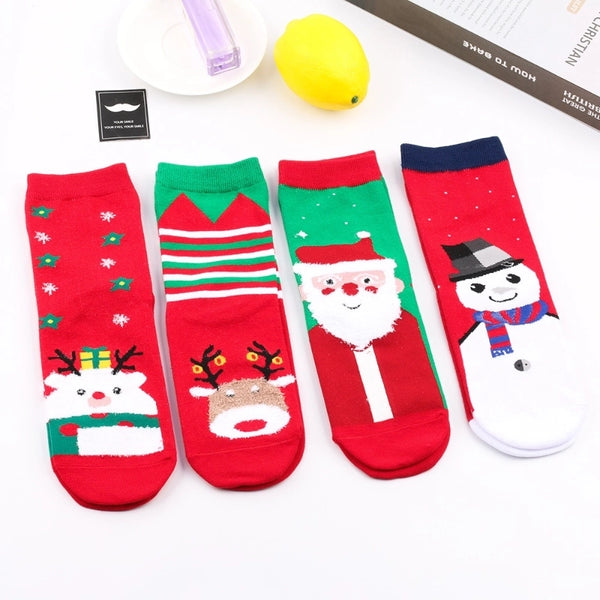 Women's Fashion Santa Claus Snowman Elk Polyester Cotton Polyester Jacquard Socks Ankle Socks