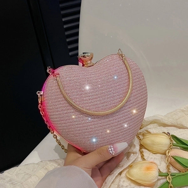 Women's Medium Pu Leather Solid Color Streetwear Heart-shaped Lock Clasp Crossbody Bag