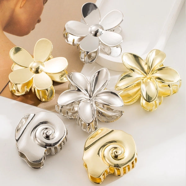 Women's Retro Conch Flower Alloy Plating Hair Claws