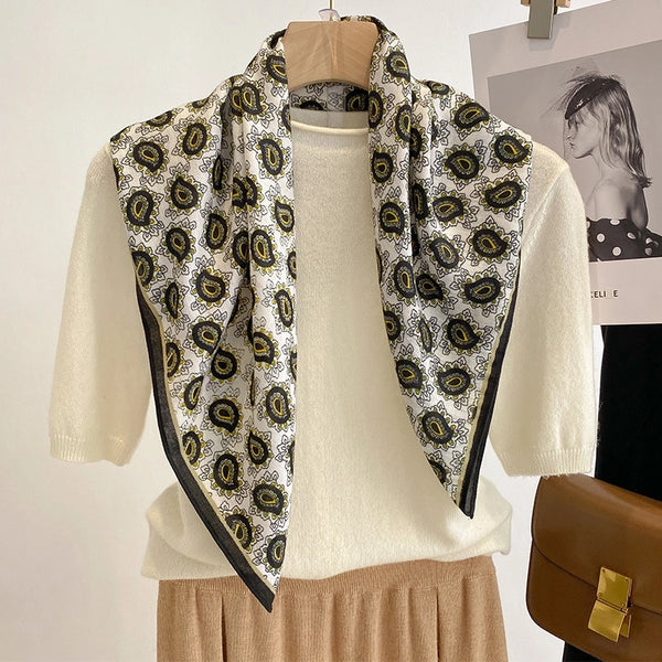 Women's Minimalist Cashew Nuts Cotton And Linen Scarf