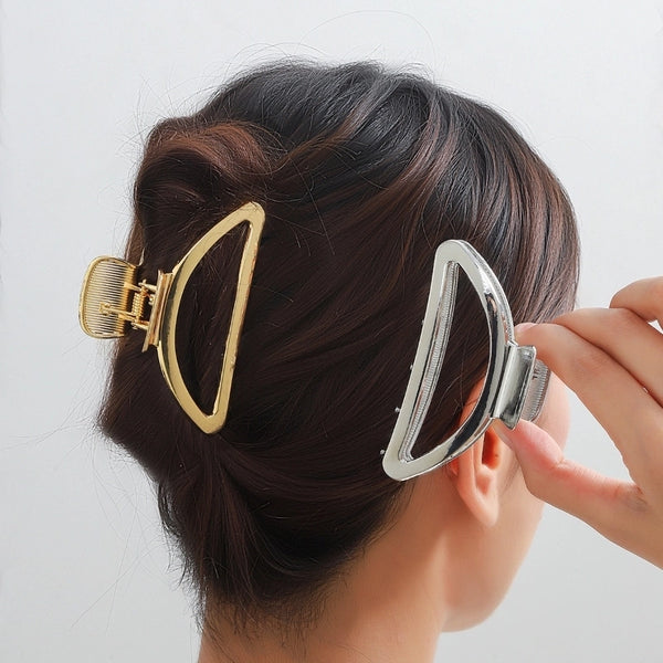 Women's Simple Style Solid Color Alloy Plating Hair Claws