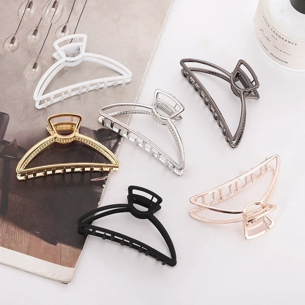 Women's Simple Style Solid Color Alloy Plating Hair Claws