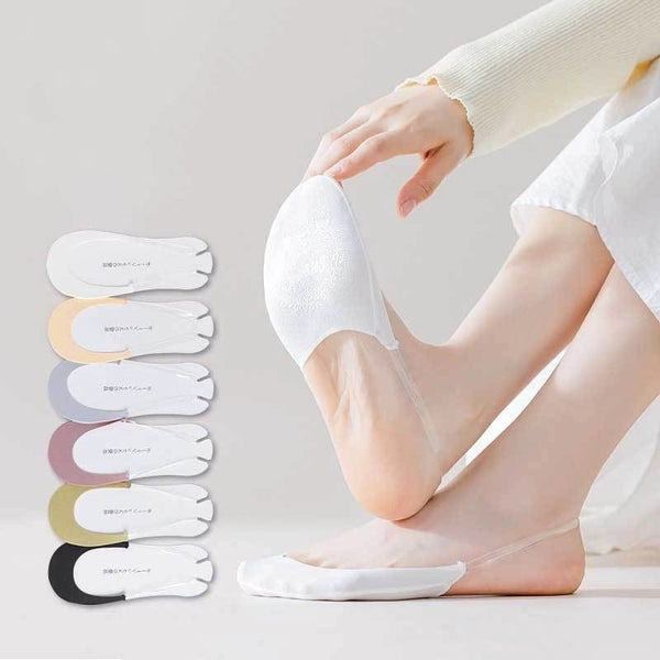 Women's Minimalist Solid Color Cotton Ankle Socks A Pair