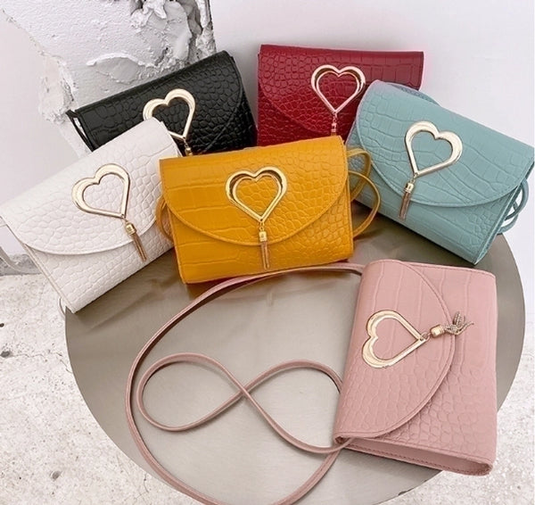 Women's Small Pu Leather Heart Shape Crocodile Fashion Square Flip Cover Crossbody Bag