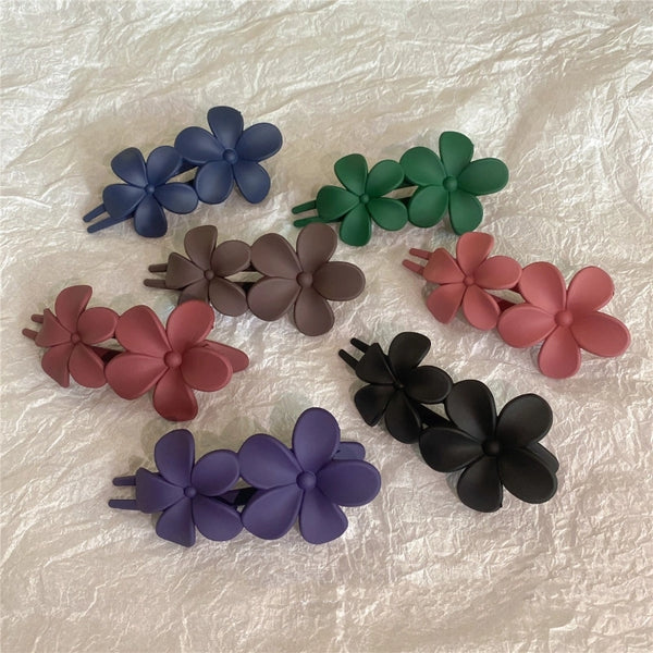 Women's Sweet Simple Style Flower Resin Hair Clip