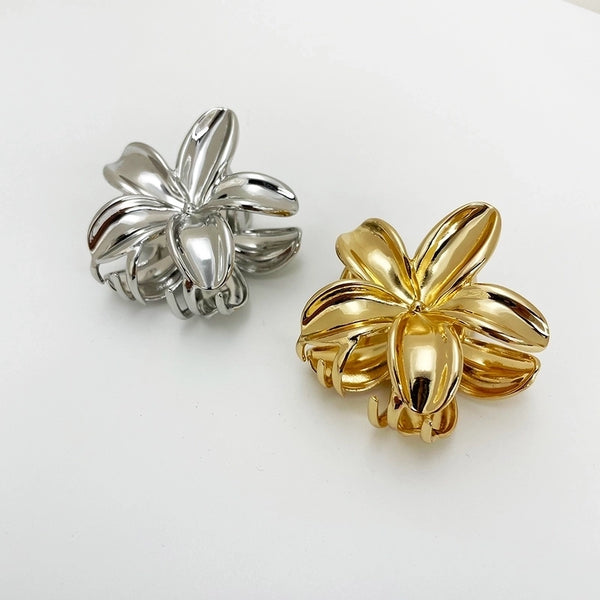 Women's Vacation Sweet Flower Alloy Hair Claws