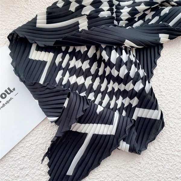 Fashion Elegant Pleated Small Square Towel Decoration Scarf  70*70