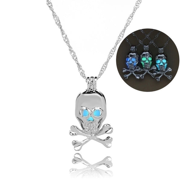 Hot-selling Luminous Openable Skull Pendant Halloween Luminous Necklace Wholesale