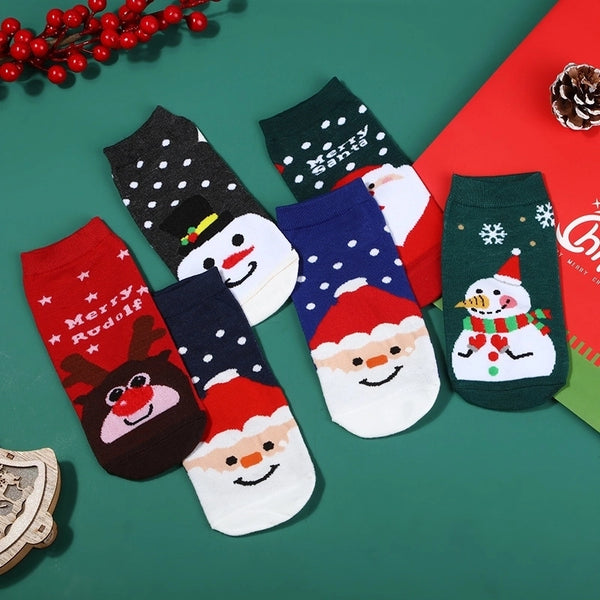 Unisex Fashion Santa Claus Snowman Polyester Cotton Polyester Ankle Socks