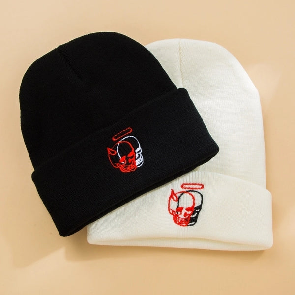 Unisex Hip-Hop Skull Embroidery Crimping Eaveless Wool Cap