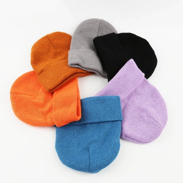 Unisex Simple Style Solid Color Eaveless Wool Cap